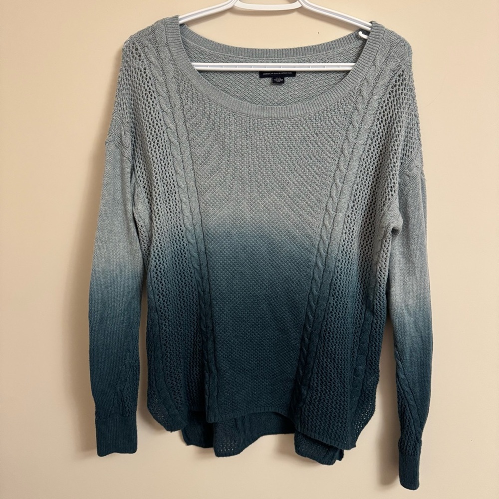 2/20 American Eagle Ombré Cable Knit Sweater - Women’s Small